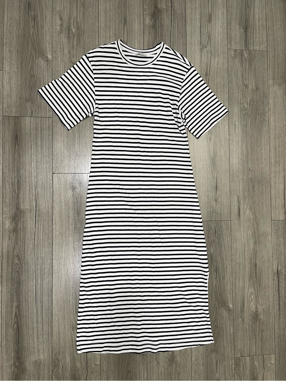 AYR The Oui-Peat Dress Weekend Jaunt Stripe in Black White Stripe Large - Picture 2 of 6